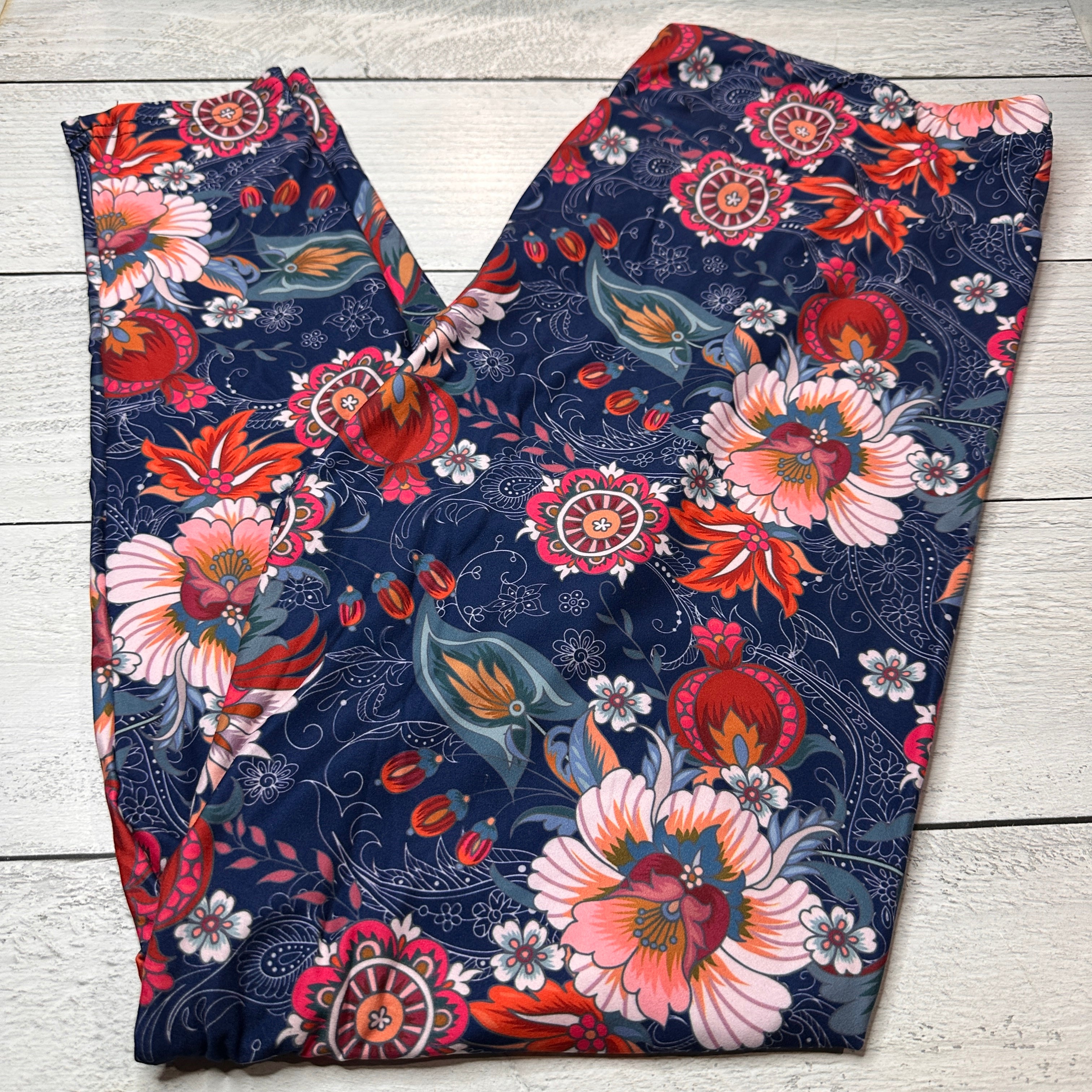 TC - Adult Leggings Bundle - 4