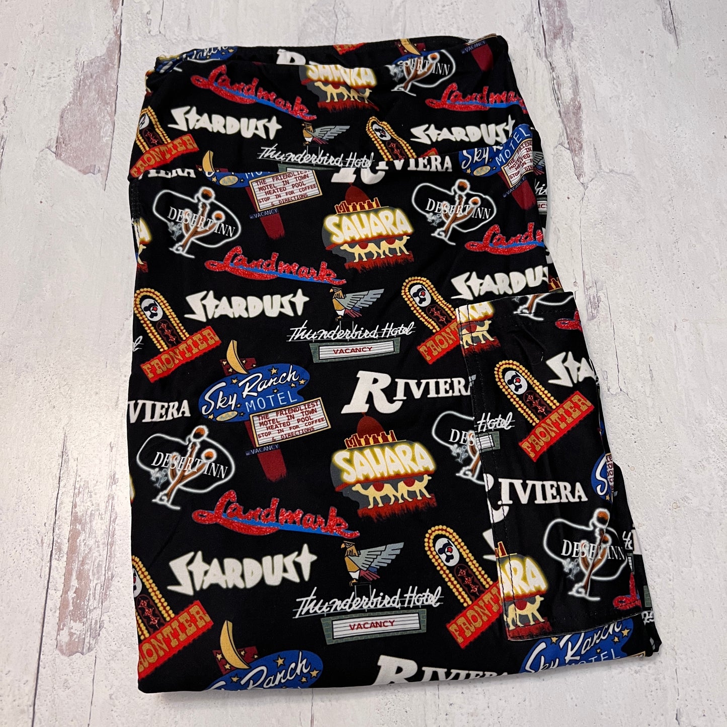 Vintage Vegas - Leggings with Pockets