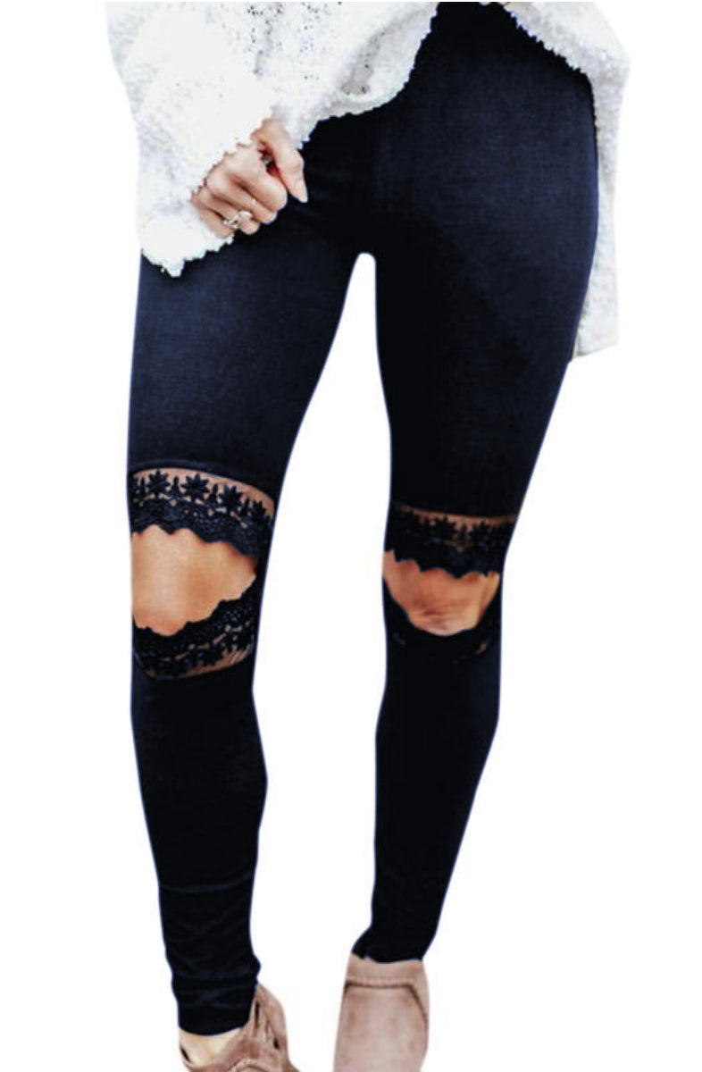 SOLID NAVY WATERPRINT LACE KNEE CAPRI